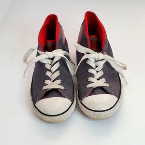 Converse All Star Junior Sneakers SZ 6